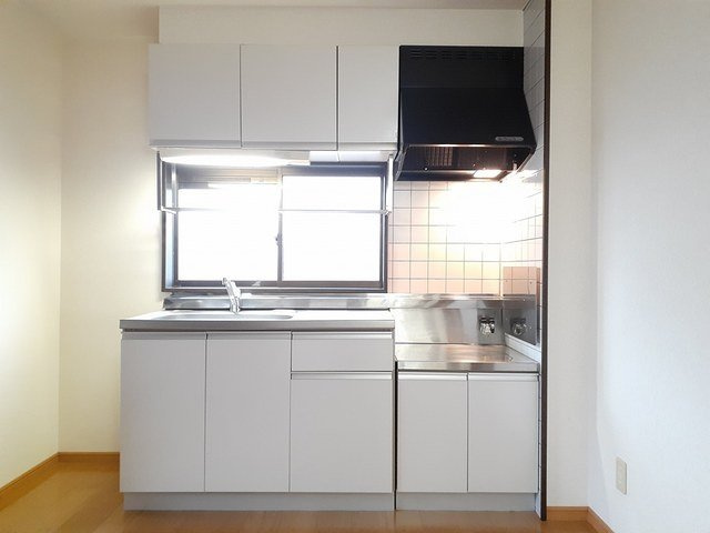 メゾン・アンソレイエⅡＢのキッチン|お料理しやすいキッチンです