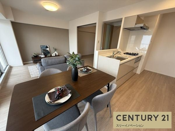 ファミリープラザ朝潮橋Ｂ館の居間・リビング