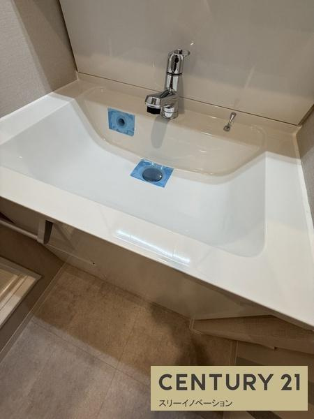 ファミリープラザ朝潮橋Ｂ館の独立洗面台