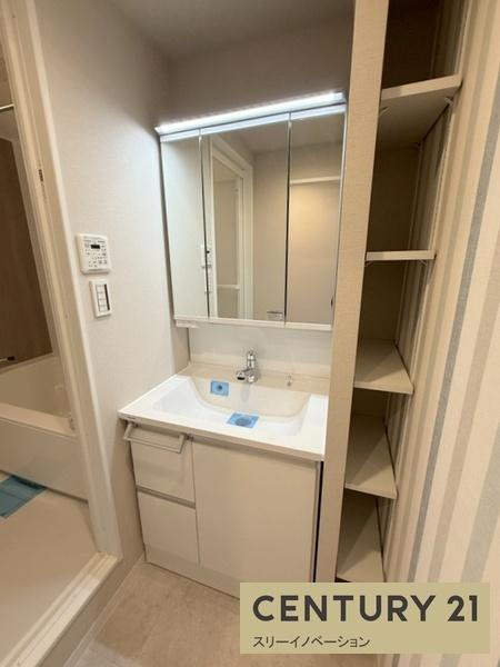 ファミリープラザ朝潮橋Ｂ館の独立洗面台