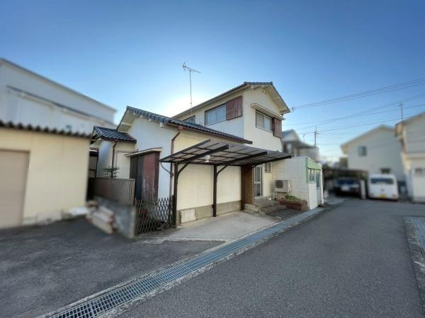 和歌山市大谷　中古戸建の前面道路含む現地写真
