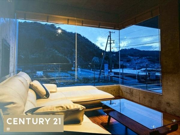 下津町塩津　中古戸建の居間・リビング