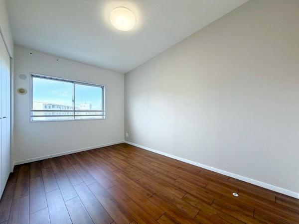 メゾン横浜能見台Ｂ棟の寝室