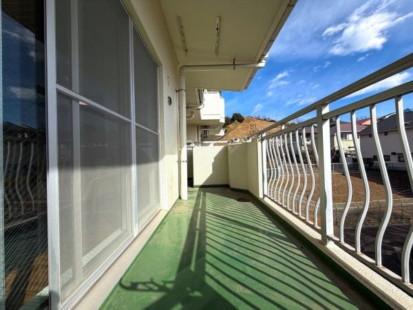 メゾン横浜能見台Ｂ棟のバルコニー
