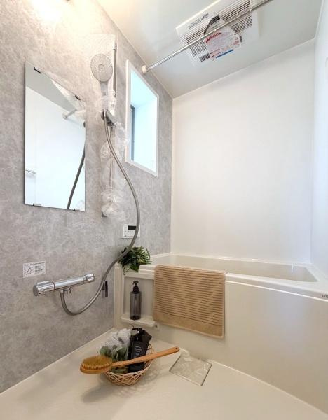 メゾン横浜能見台Ｂ棟の浴室