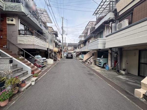 【前面道路含む現地写真】