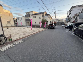 【前面道路含む現地写真】