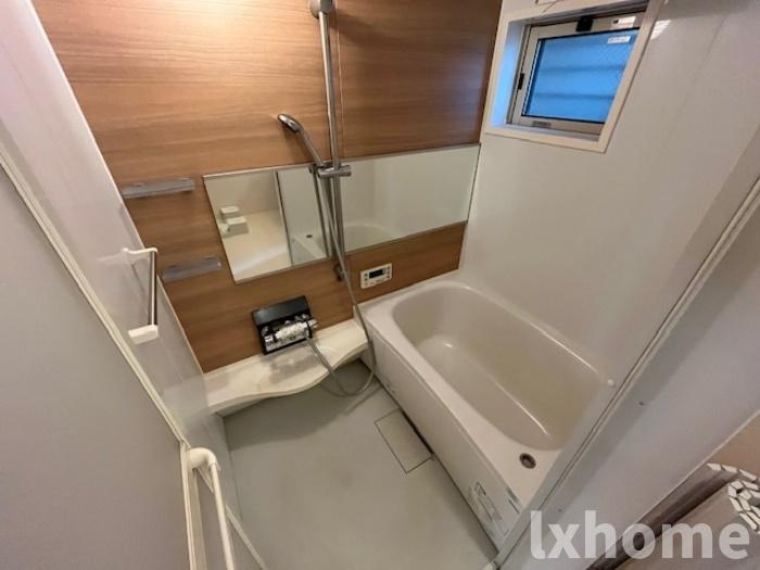 エミールコート西脇の浴室|お風呂で日々の疲れを落としましょう