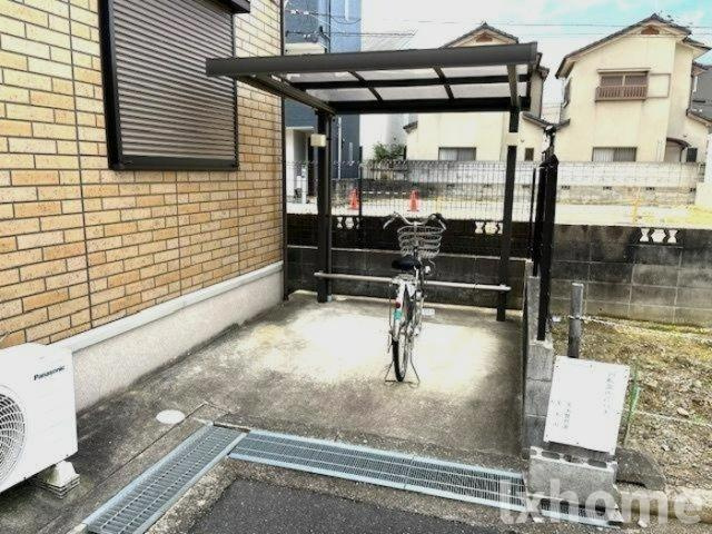 エミールコート西脇の駐車場|駐車場があります