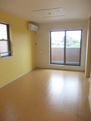 【居間・リビング】 | ファミールＡ