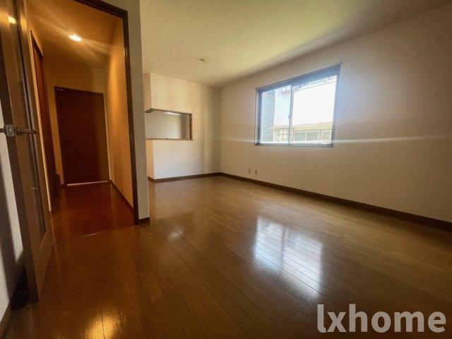 レジデンスＫの居間・リビング|ゆったり過ごせる居間です