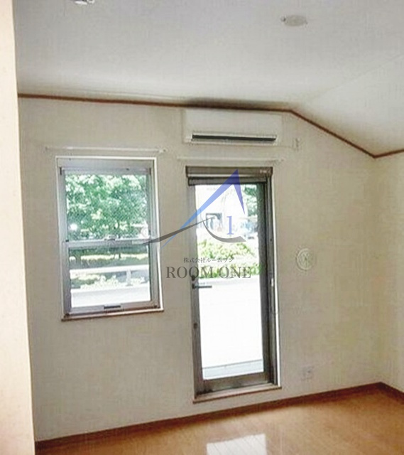 ドミールＭ・Ｃの居間・リビング|洋室のお部屋です。