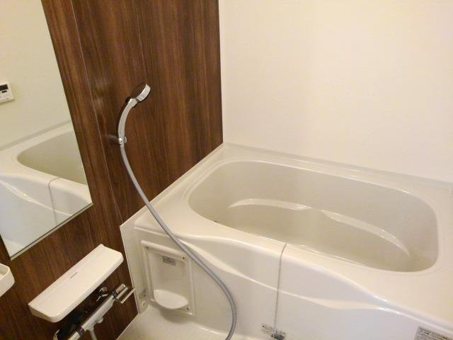 フォルシュ　グランツの浴室