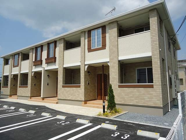 シャー・ヴィラージュＢの外観