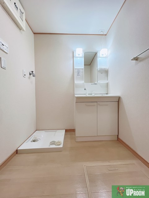 アスピリア ボンヌ ジュルネーの駐車場