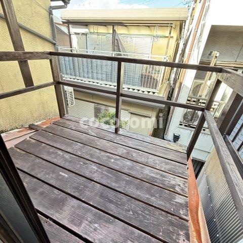 南寺方中通2丁目貸家のバルコニー