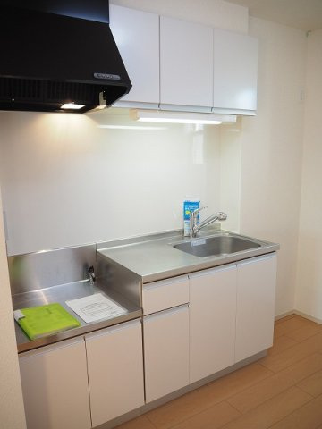 ネオファースト西新庄のキッチン