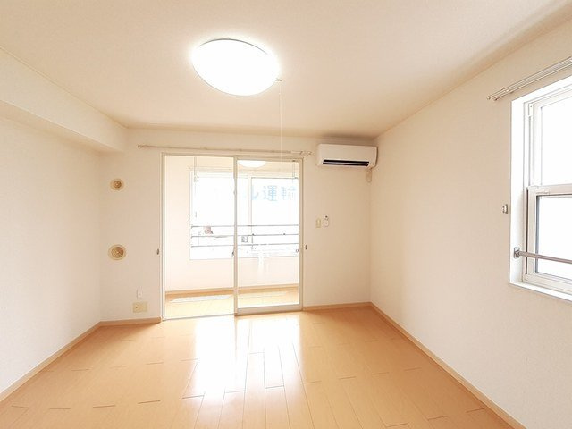 クロッシングの居間・リビング