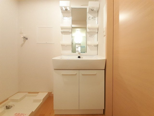 クロッシングの洗面所