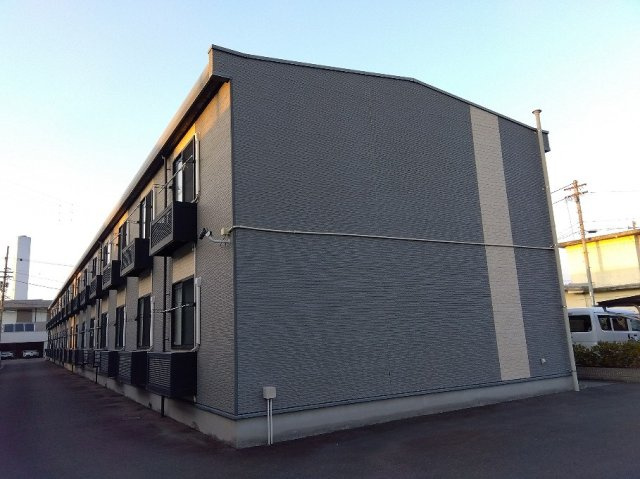 レオパレスＳｈｉｋｏｋｕ中央の外観