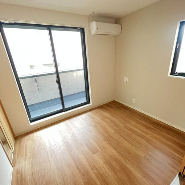 T-TRAD CASAの洋室