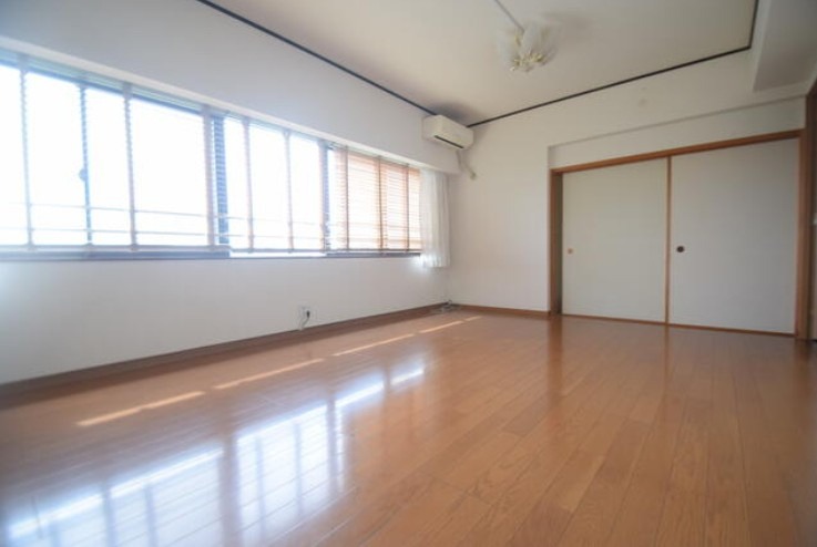 【居間・リビング】