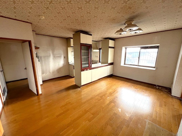 【居間・リビング】 | エメラルドマンション南小倉B棟（A-5）