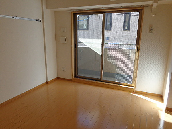 アーバンフォート住吉の居間・リビング