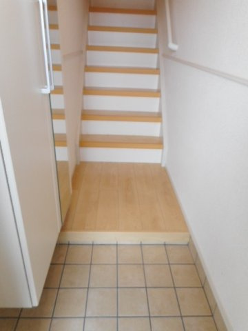 ウッディ　オアシス　Ⅰの玄関