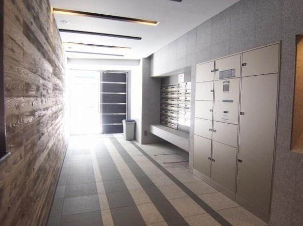 ステージファースト浅草橋のロビー