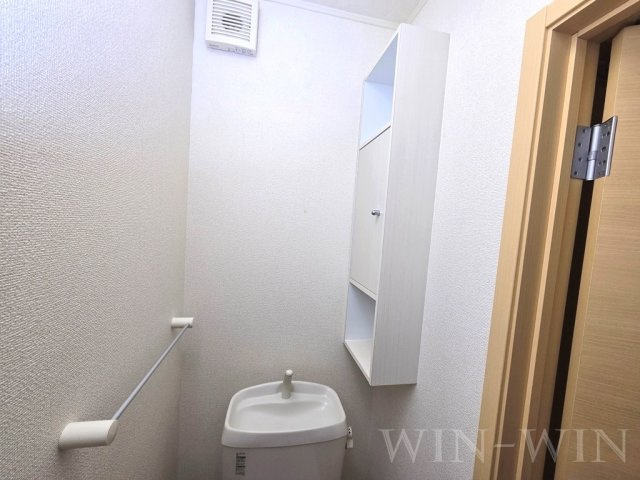 アンベル・ルピナスのトイレ