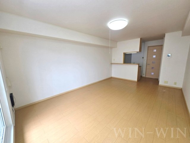 アンベル・ルピナスの居間・リビング