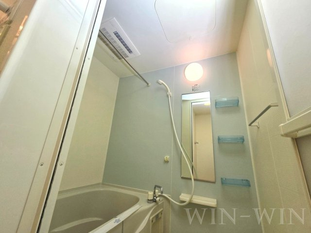 アンベル・ルピナスの浴室