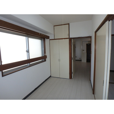 【洋室】 | ローヤルマンション熊谷