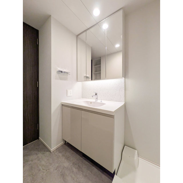 ACP Residence 新江古田の洗面所