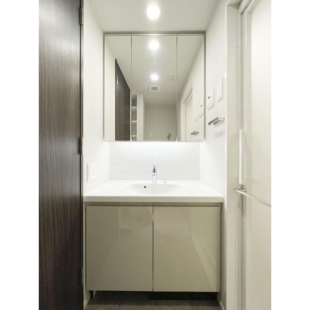 ACP Residence 新江古田の洗面所