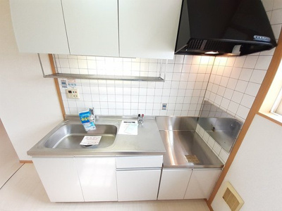 【キッチン】 | ヴァ－トゥ－友２番館