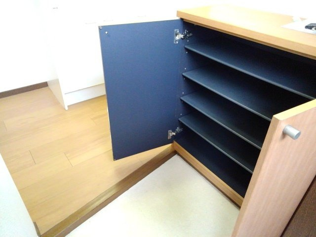 コモド　Ⅱの玄関