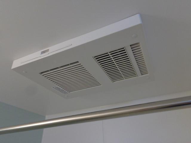 レサンス八街の設備|浴室乾燥機（イメージ）