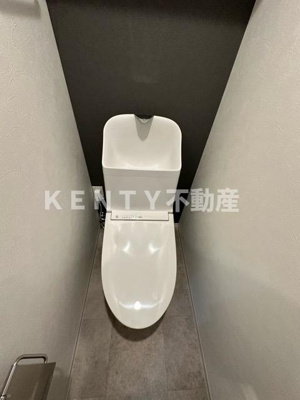 【トイレ】 | ラヴィエール羽田スカイゲート | シンプルで使いやすいトイレです