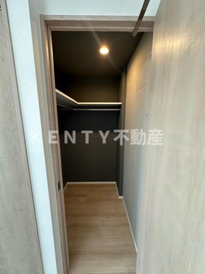 【収納】 | ラヴィエール羽田スカイゲート | 小物を収納するのに便利です