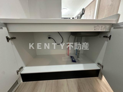 【収納】 | ラヴィエール羽田スカイゲート | 大きなスペースがあり、収納には困りません