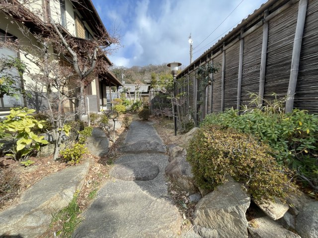 垣生4丁目　中古住宅の庭