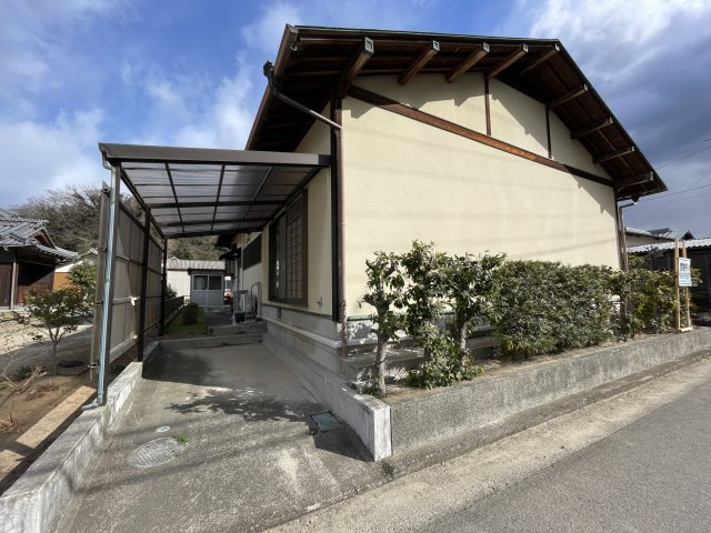 垣生4丁目　中古住宅の外観