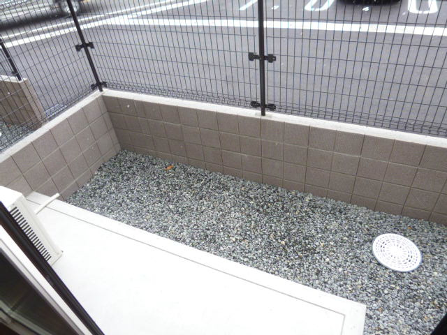 ハピネスⅢの庭