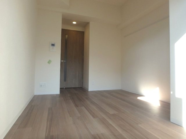 【居間・リビング】プレサンス塚本駅前