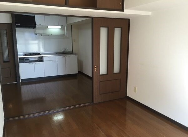 ユニーブル原央の居間・リビング