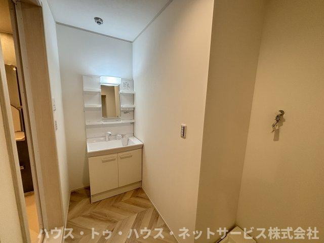 ボヌールメゾンCの独立洗面台