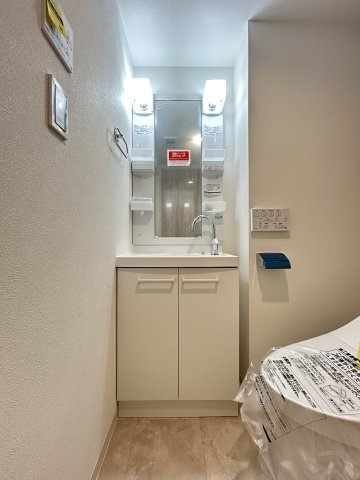 グランヴィル永福町の独立洗面台|独立洗面台、朝の身支度には欠かせません