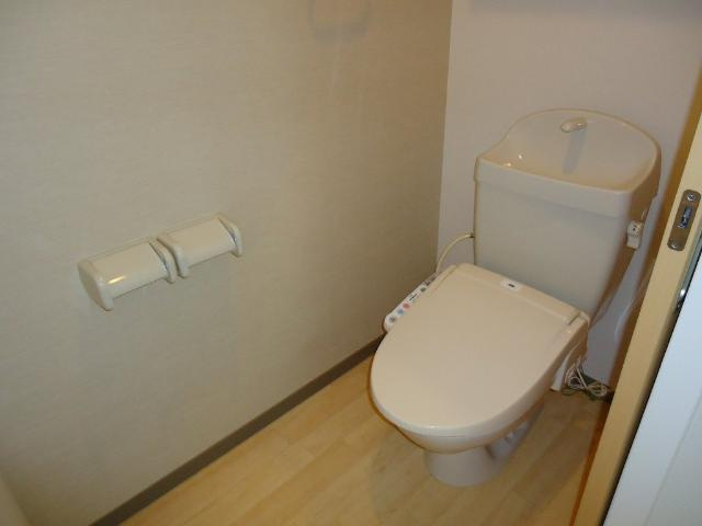 Ｍａｉｓｏｎ ｄｅ Ｃｈｅｒｉｒ．Ｙのトイレ|シャワー付トイレ